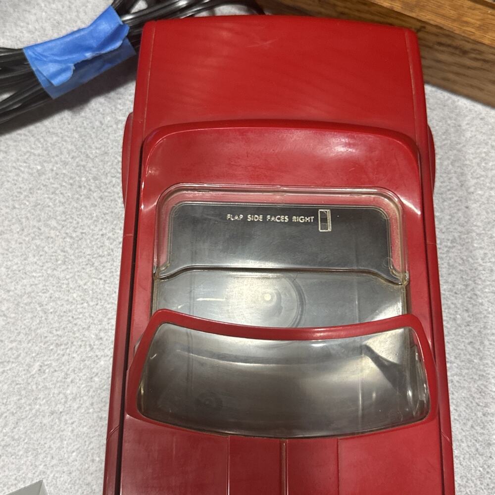 RARE RED SPORTS CAR KINYO VHS VIDEO CASSETTE REWINDER - Picture 6 of 9